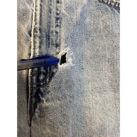 Levis Vintage Light Wash Tapered Leg Relaxed Fit Distressed Denim Jeans 33x32 - Picture 4 of 7